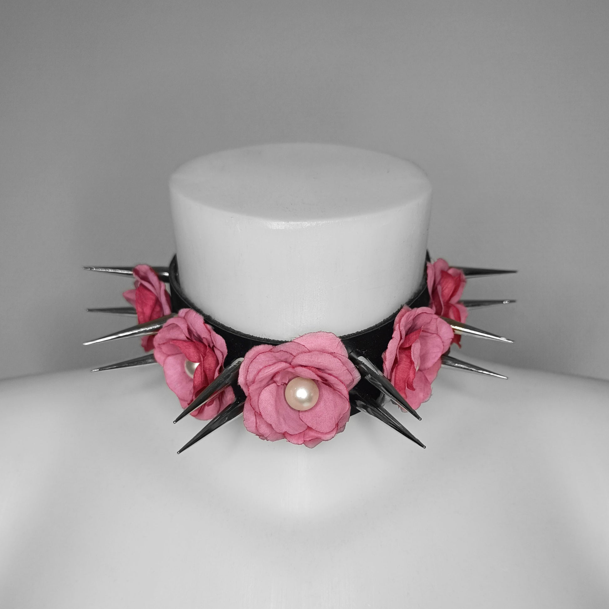 Crimson Peak Choker