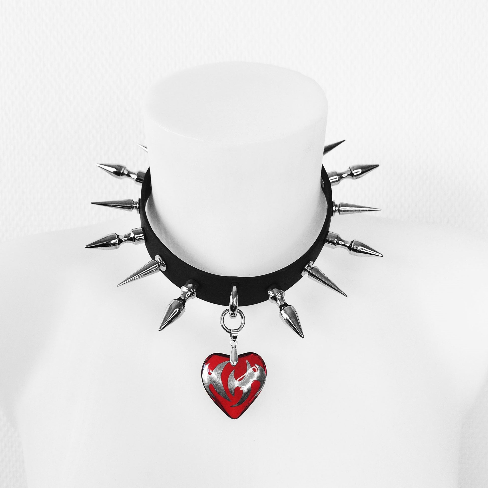 Y2K LOVE CHOKER