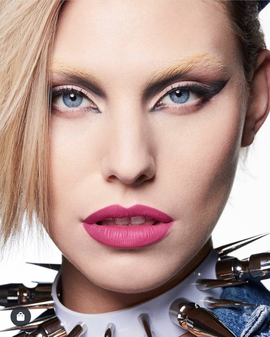 XXL Spikes & Rings Choker WHITE