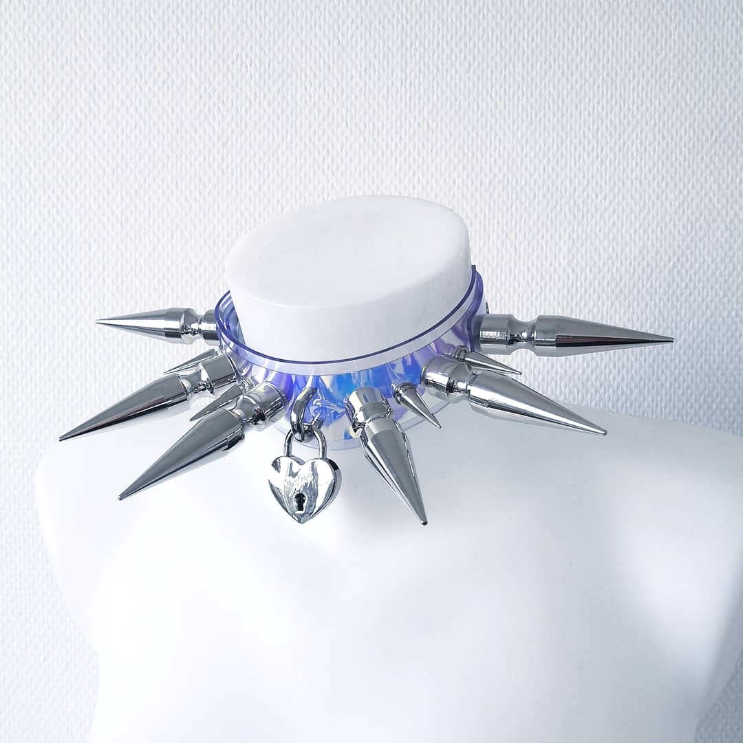XXL Heartlock Choker PRE-ORDER
