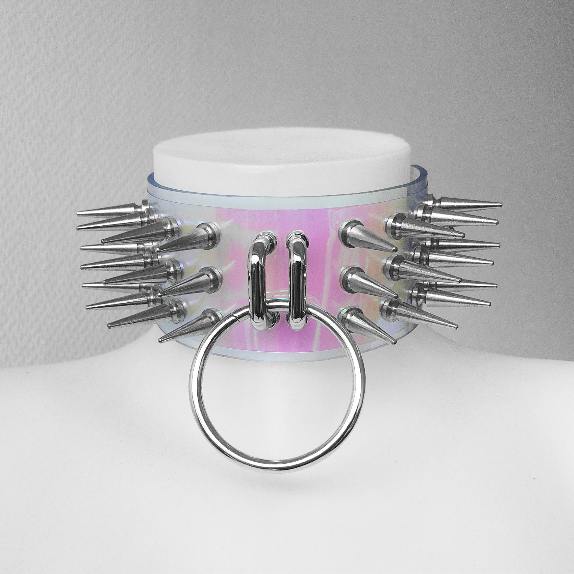 Multi spikes ring collar (iridescent version)
