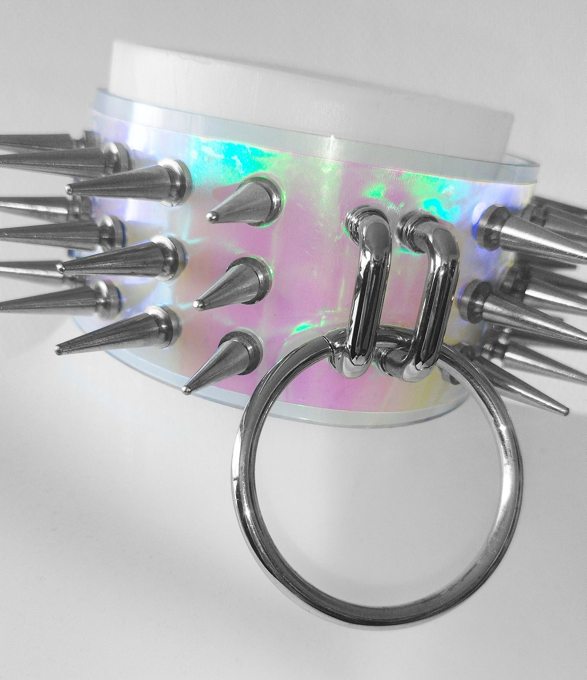 Multi spikes ring collar (iridescent version)