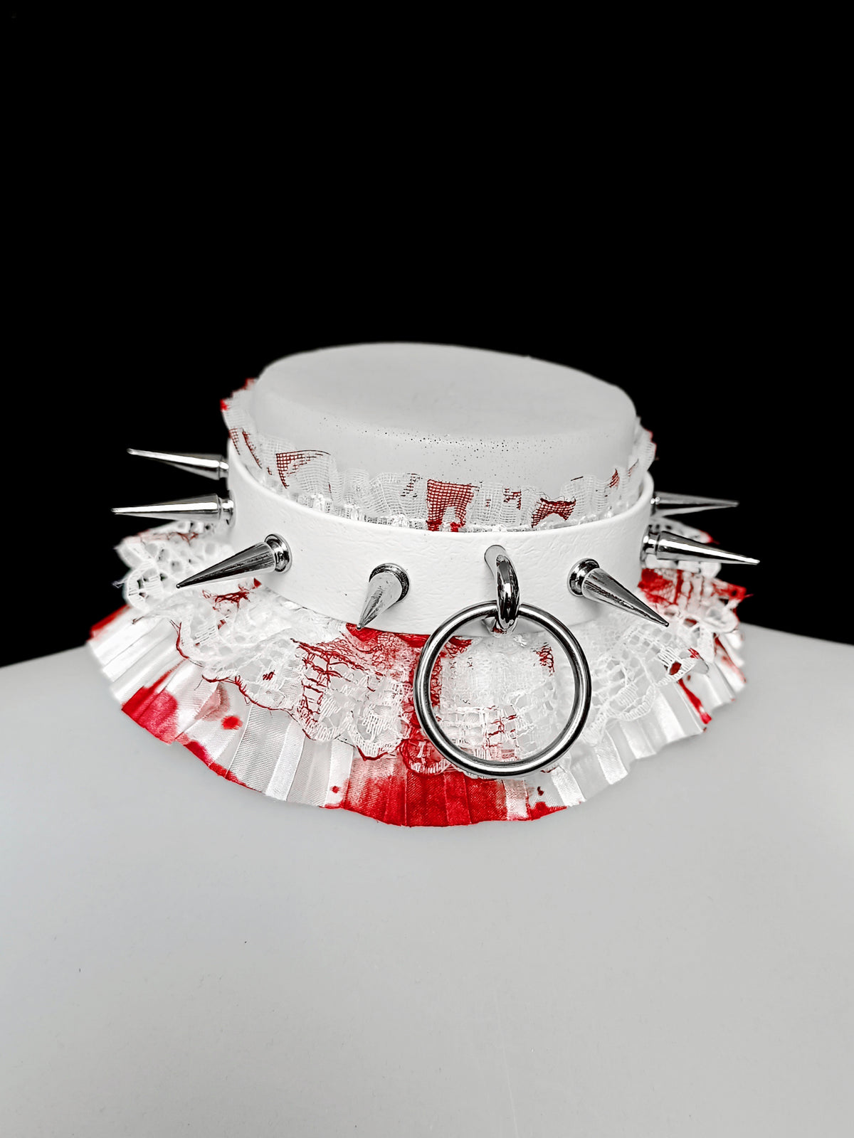 Elizabeth Choker