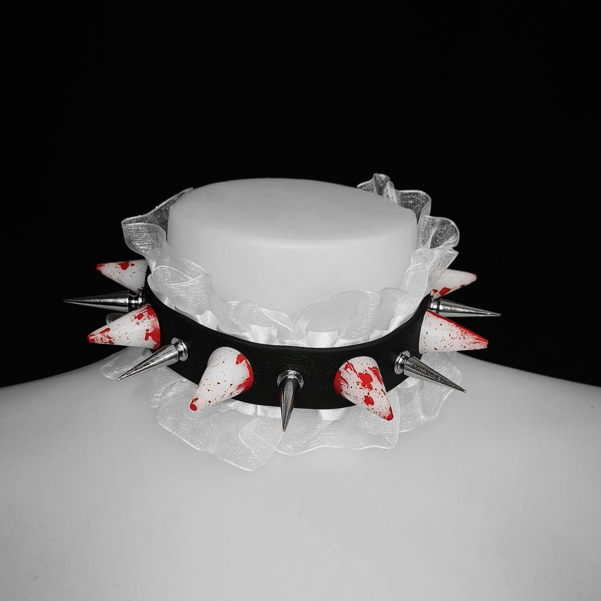 Scream Queen Choker (black/white)