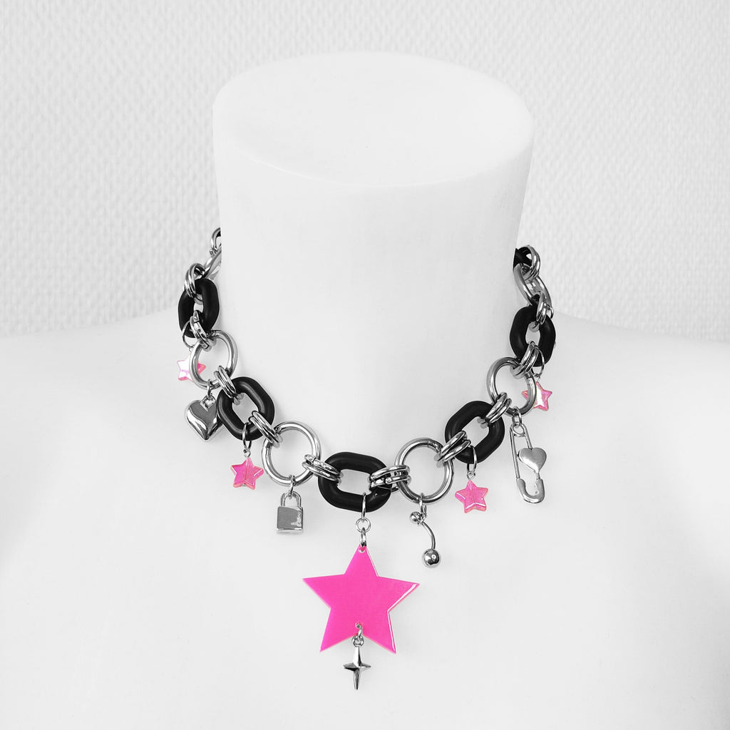 Avril necklace
