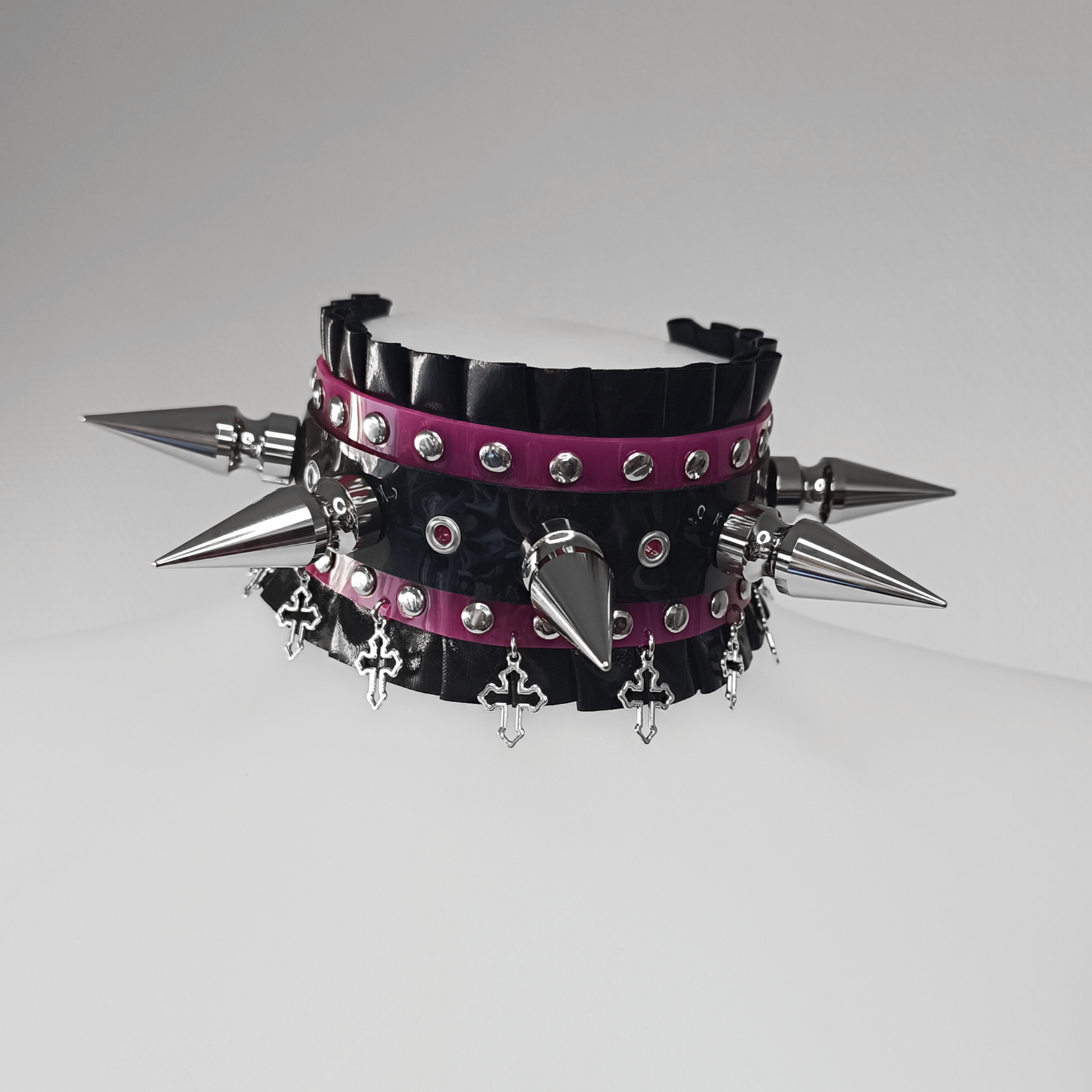 Draculaura Choker (made to order)