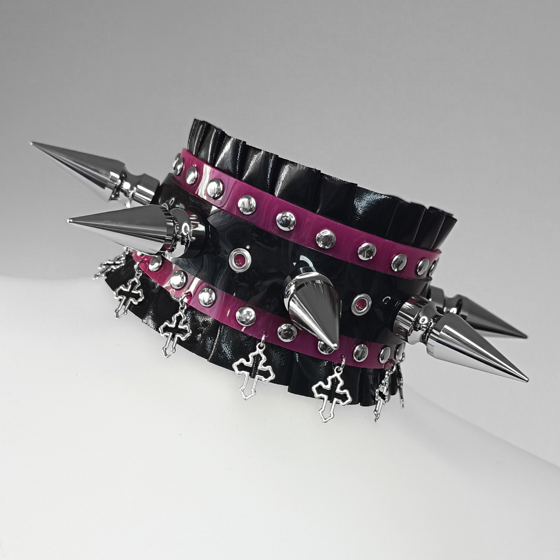 Draculaura Choker (made to order)