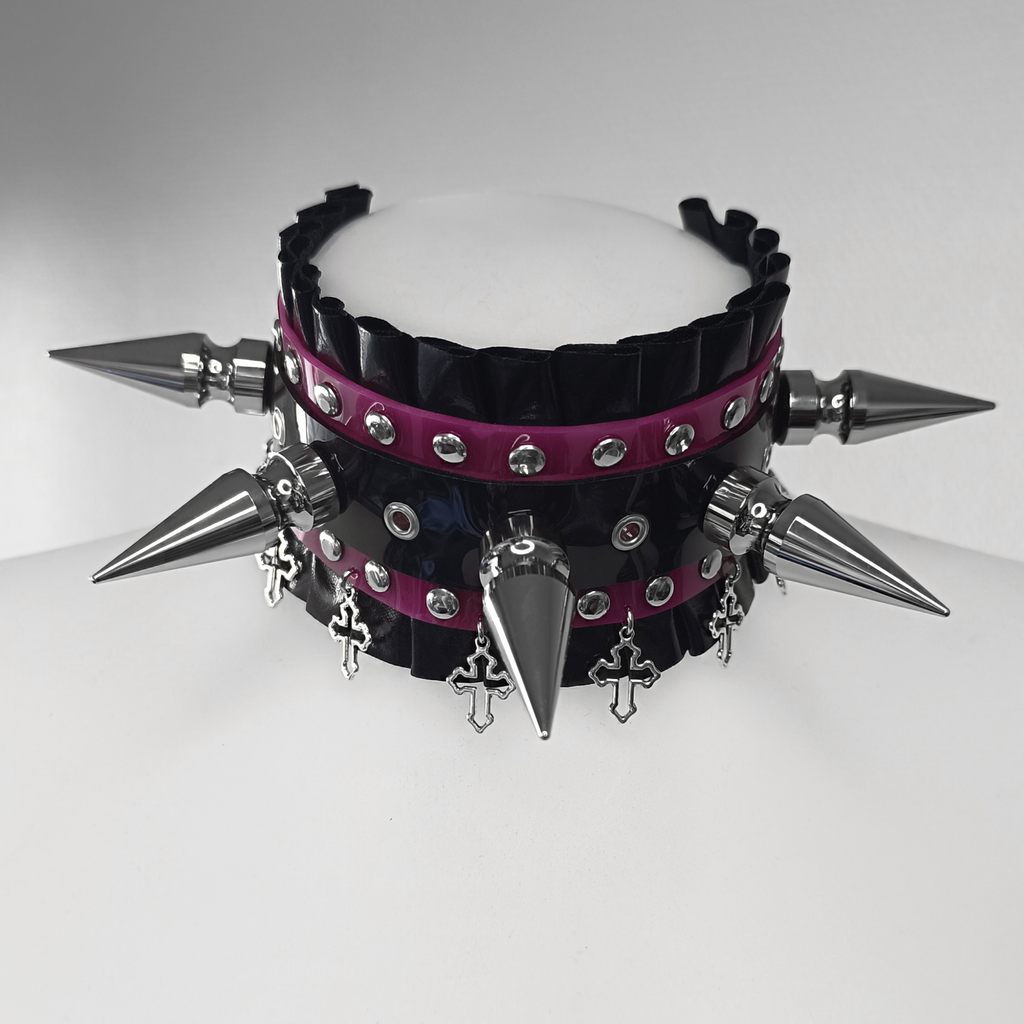 Draculaura Choker (made to order)