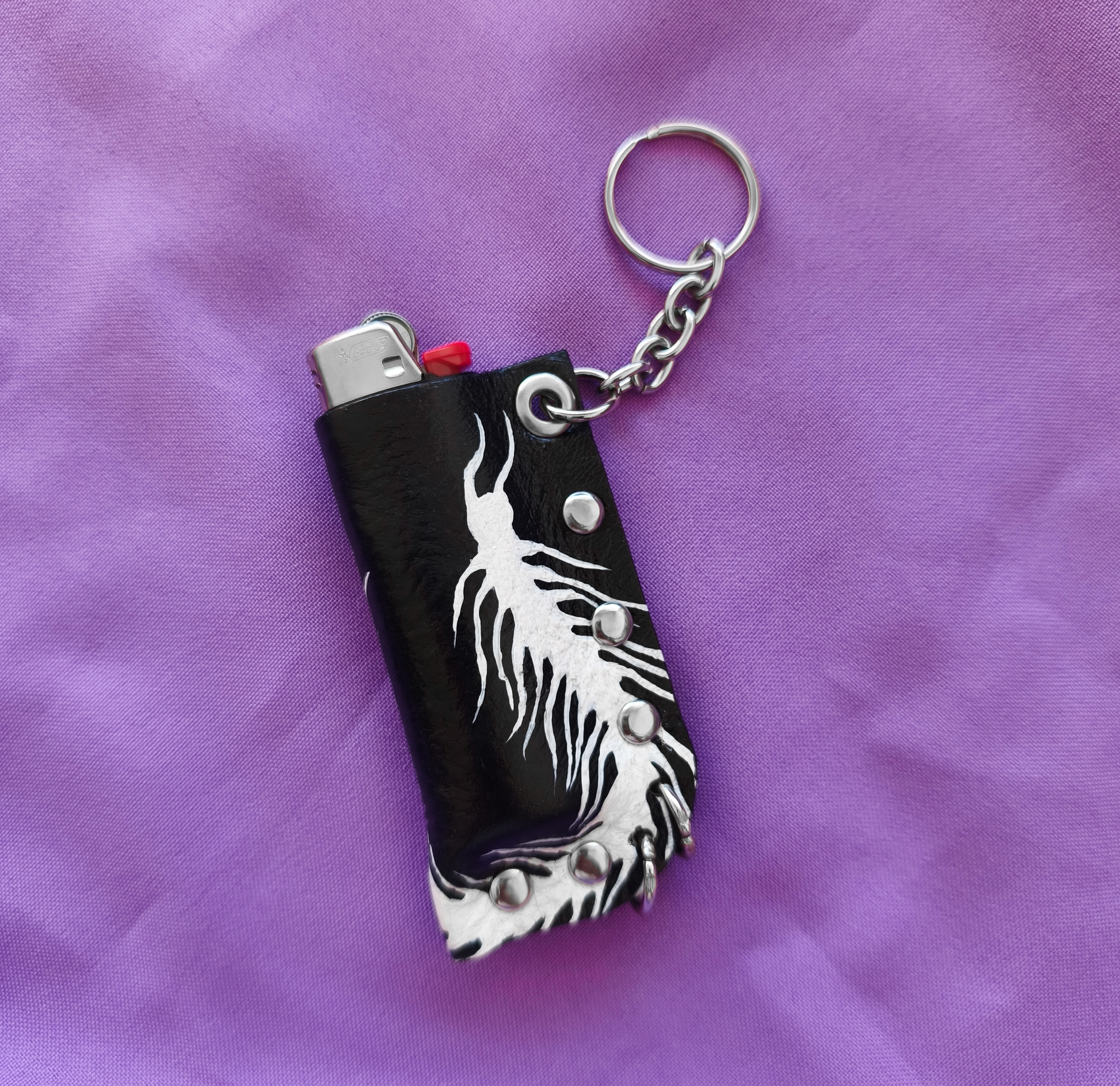 Centipede lighter case (ready to ship)