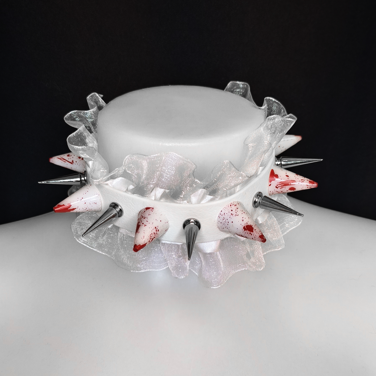 Scream Queen Choker (white/white)