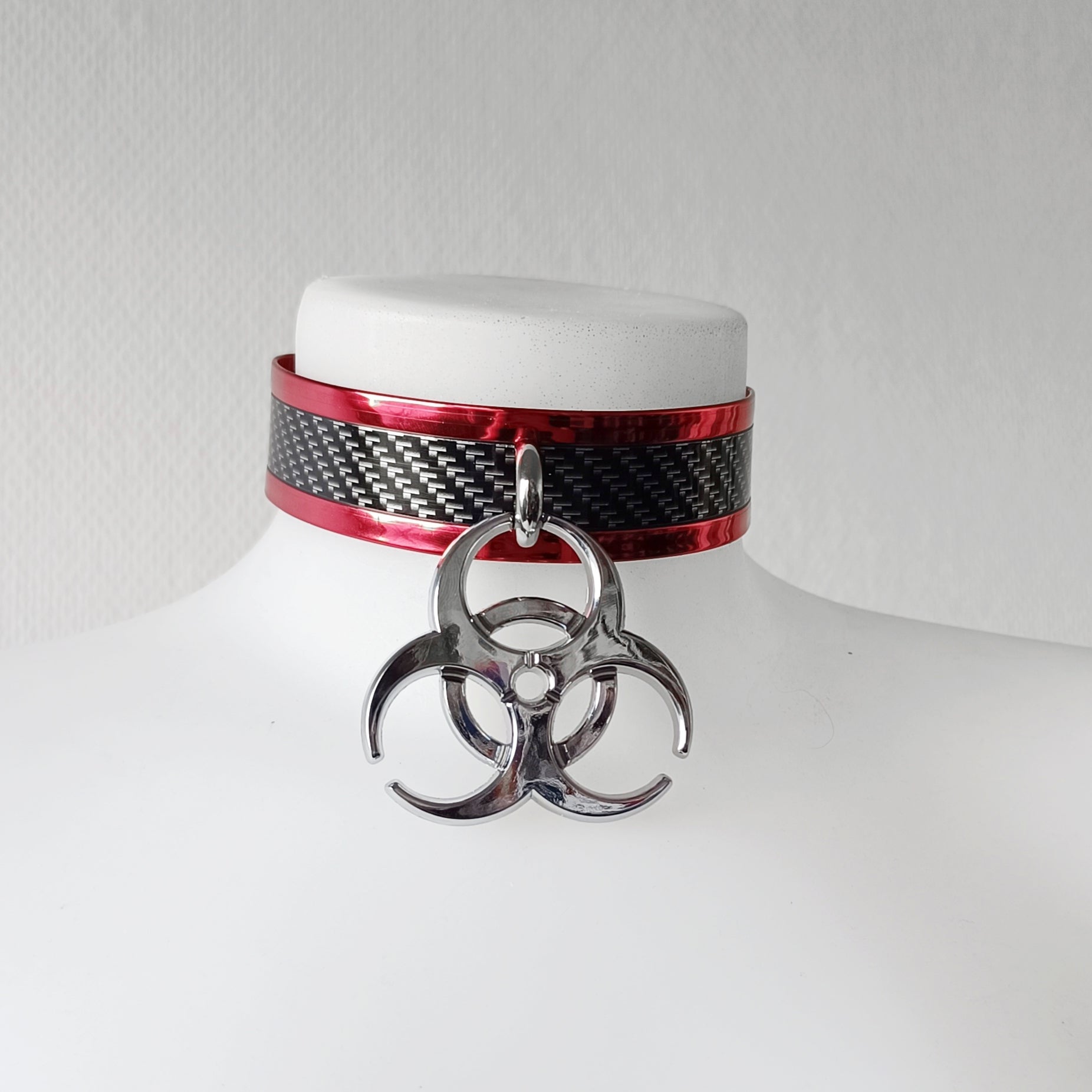 Biohazard choker (metallic)