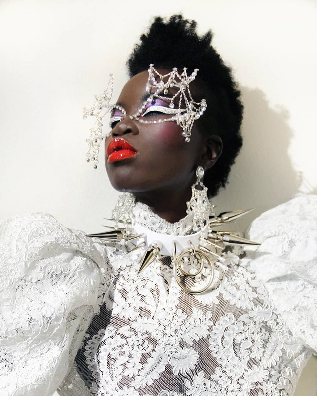 XXL Spikes & Rings Choker WHITE