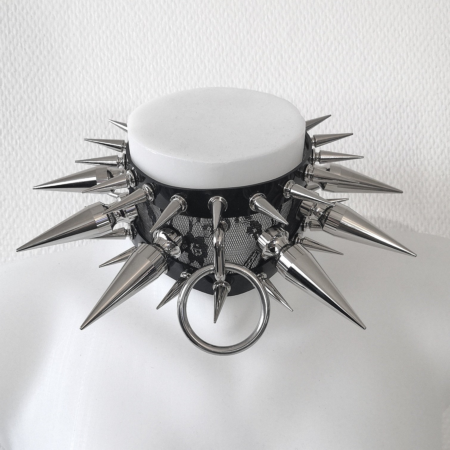 BLACK WIDOW CHOKER