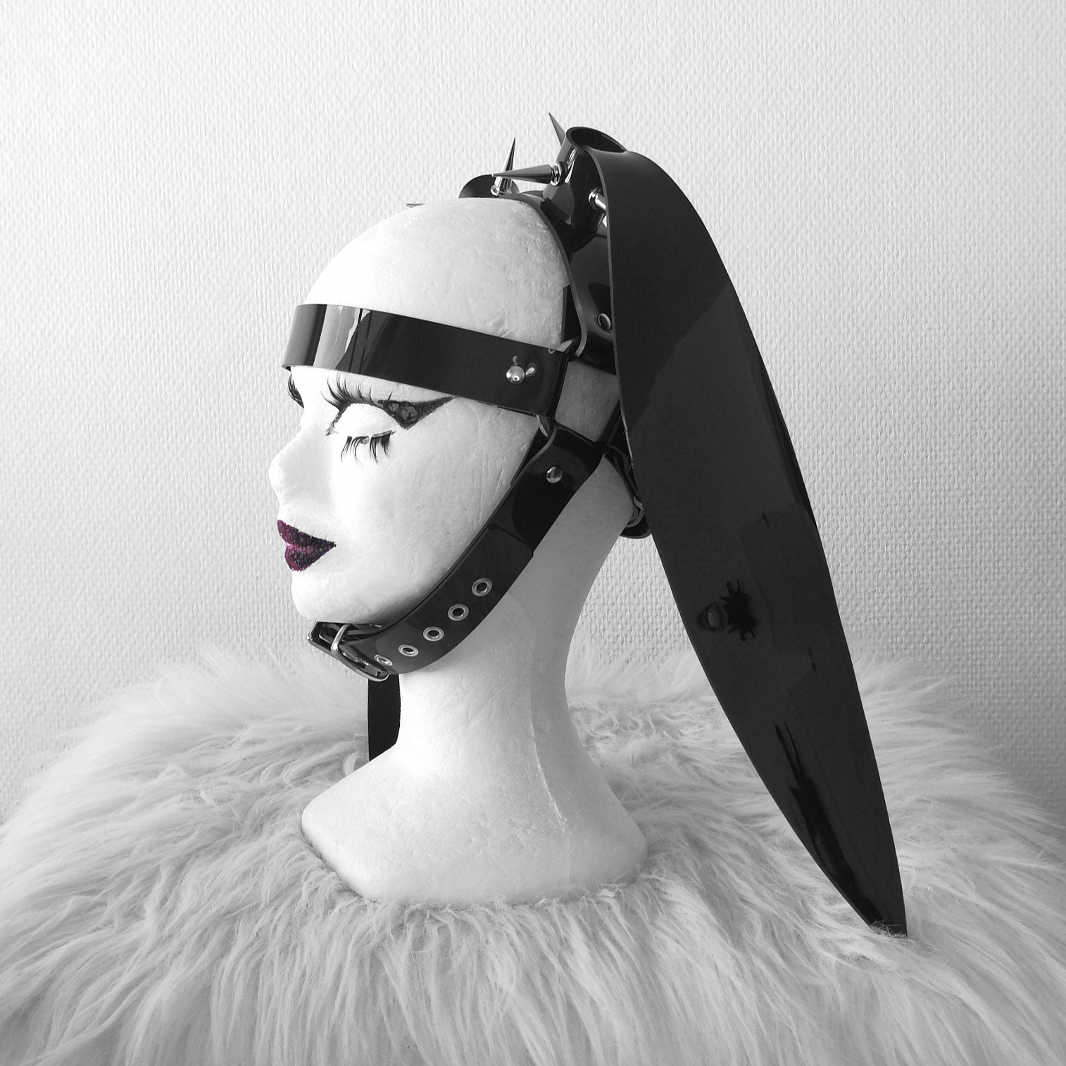 Lazy bunny ears head harness