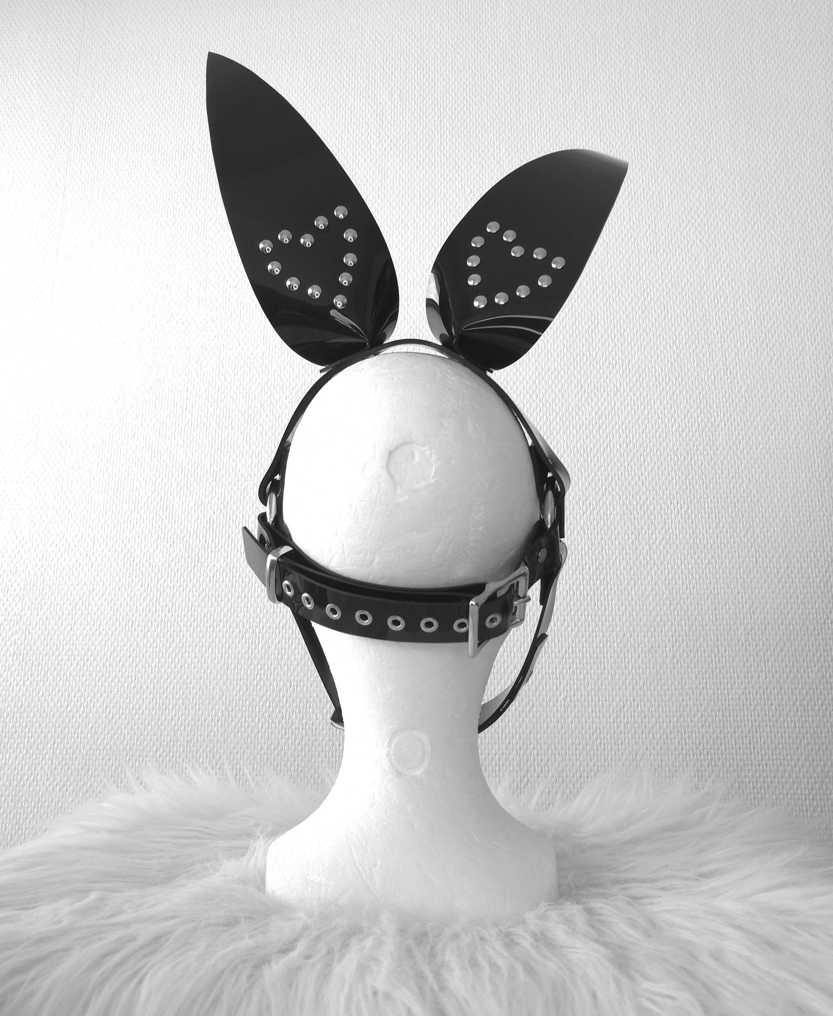 Heart bunny ears head harness